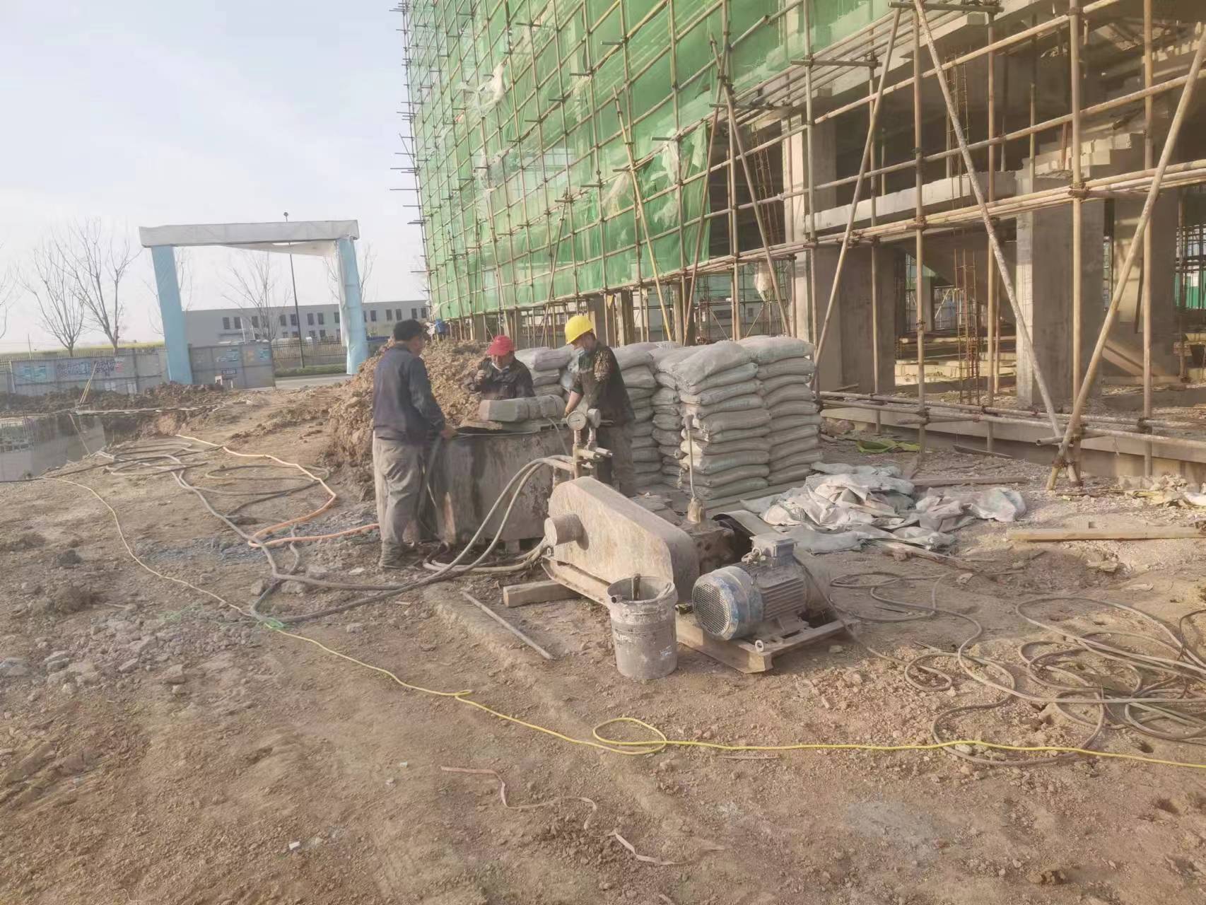 岗巴别墅下沉注浆